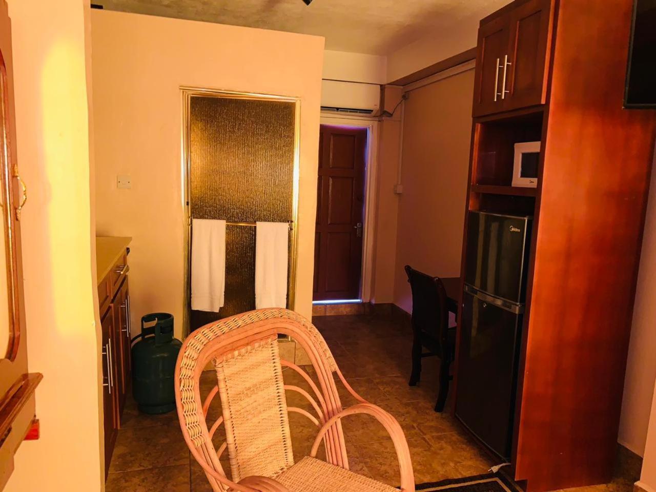 Secret Villa Τζώρτζταουν Εξωτερικό φωτογραφία